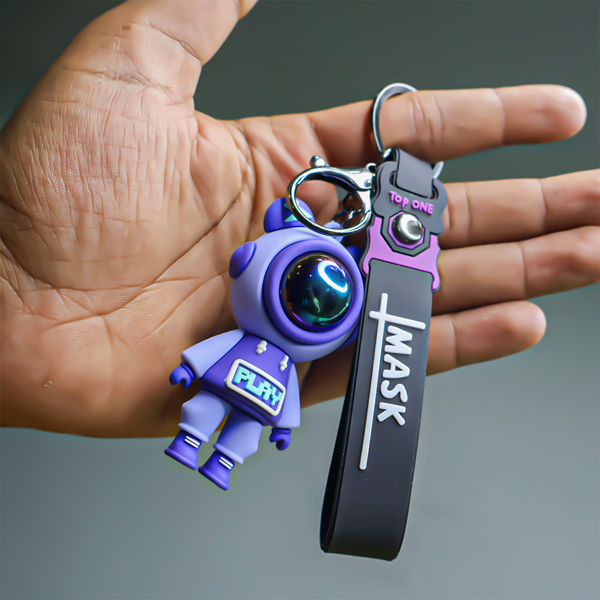 Astronaut   blue 3d keychain